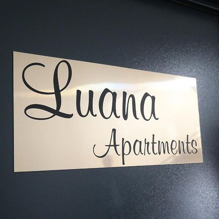 Luana Airport Apartments #4 Otopeni Ngoại thất bức ảnh