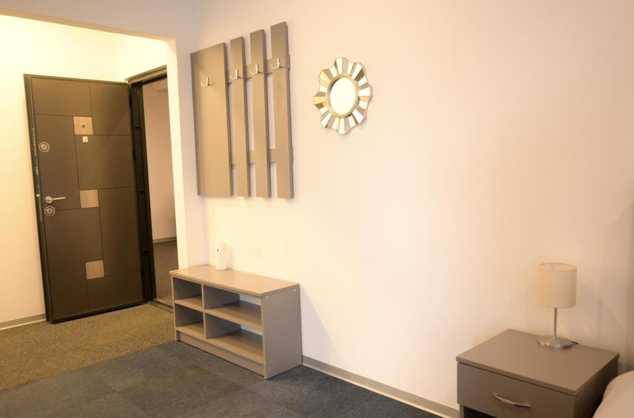 Luana Airport Apartments #4 Otopeni Ngoại thất bức ảnh