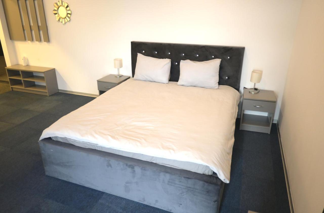 Luana Airport Apartments #4 Otopeni Ngoại thất bức ảnh